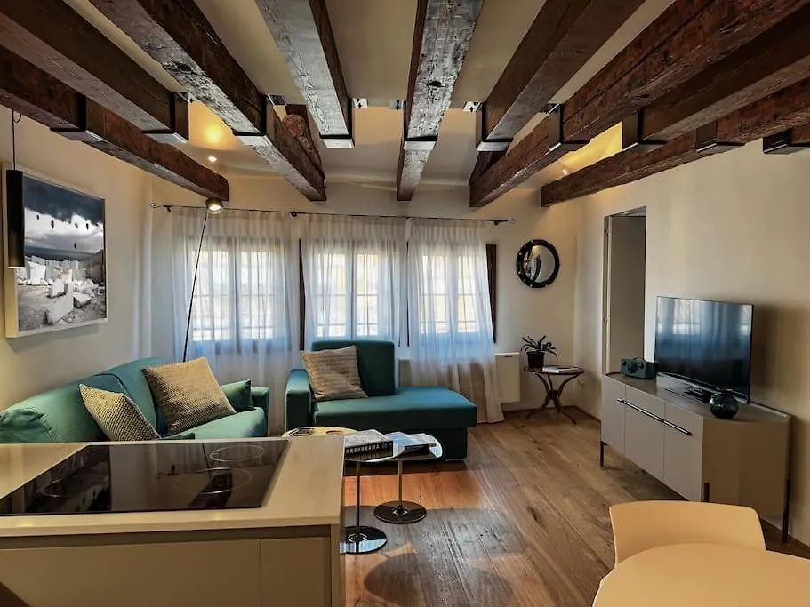 Sedo3032A • Venezia Central • Luxury House • Italy