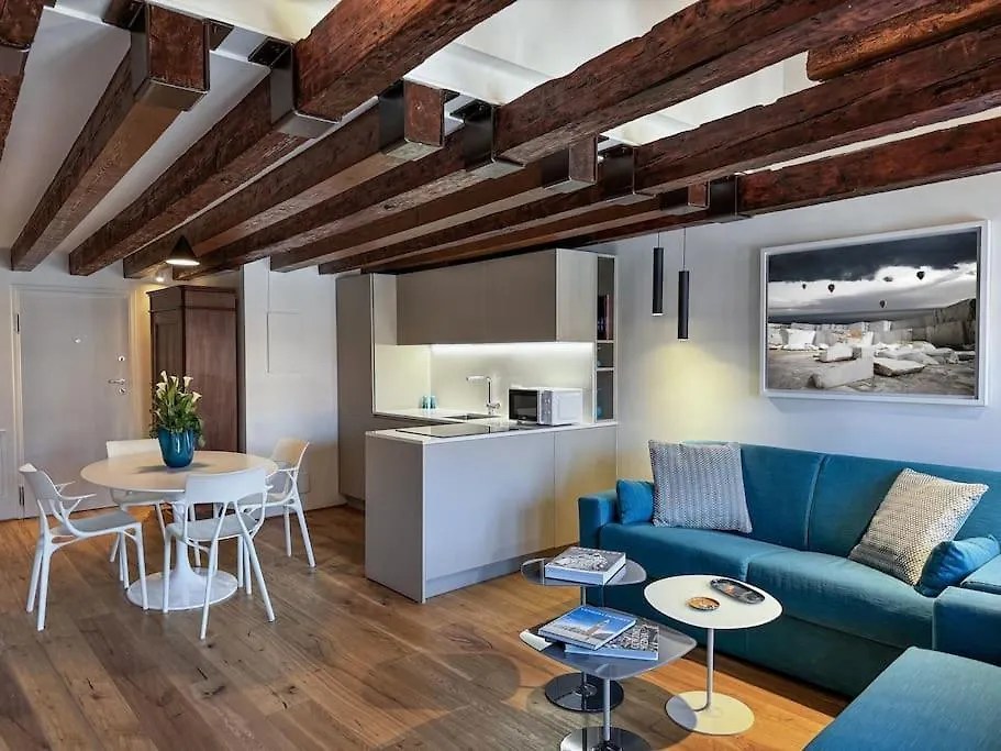 Sedo3032A • Venezia Central • Luxury House • Venice